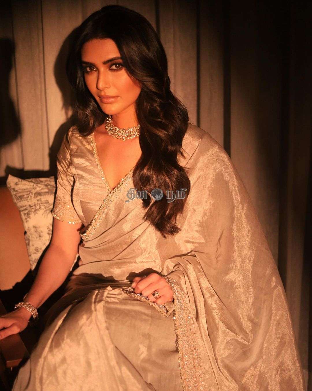 Karishma Tanna (4)