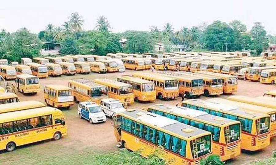 School-buses 2022 06 29