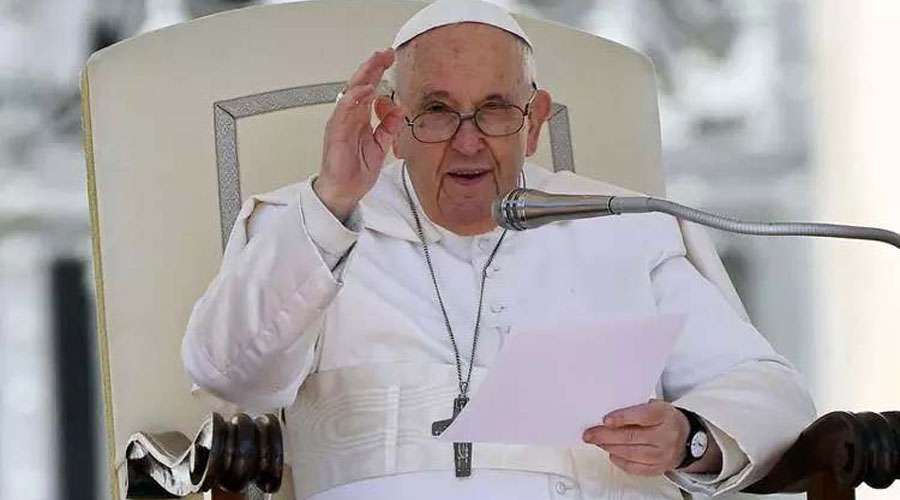 Pope-Francis-2023-04-27