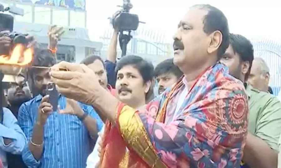 Pooman-Karunakara-Reddy 202