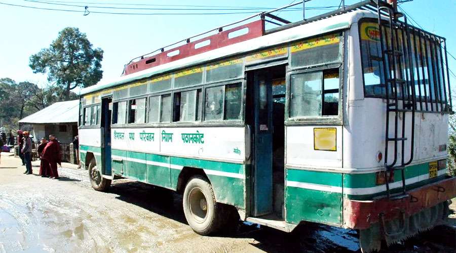 Himachal--bus-2024-11-27