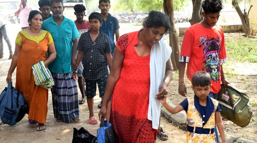 Sri-Lankan-tamil-people