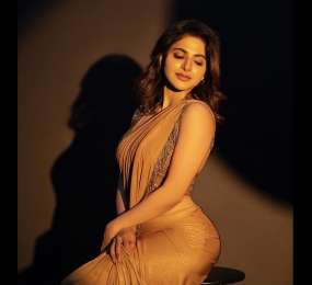 ISWARYA MENON-4