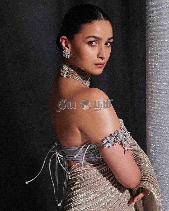 Alia Bhatt-3