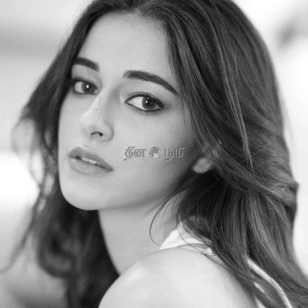 Ananya Panday-4