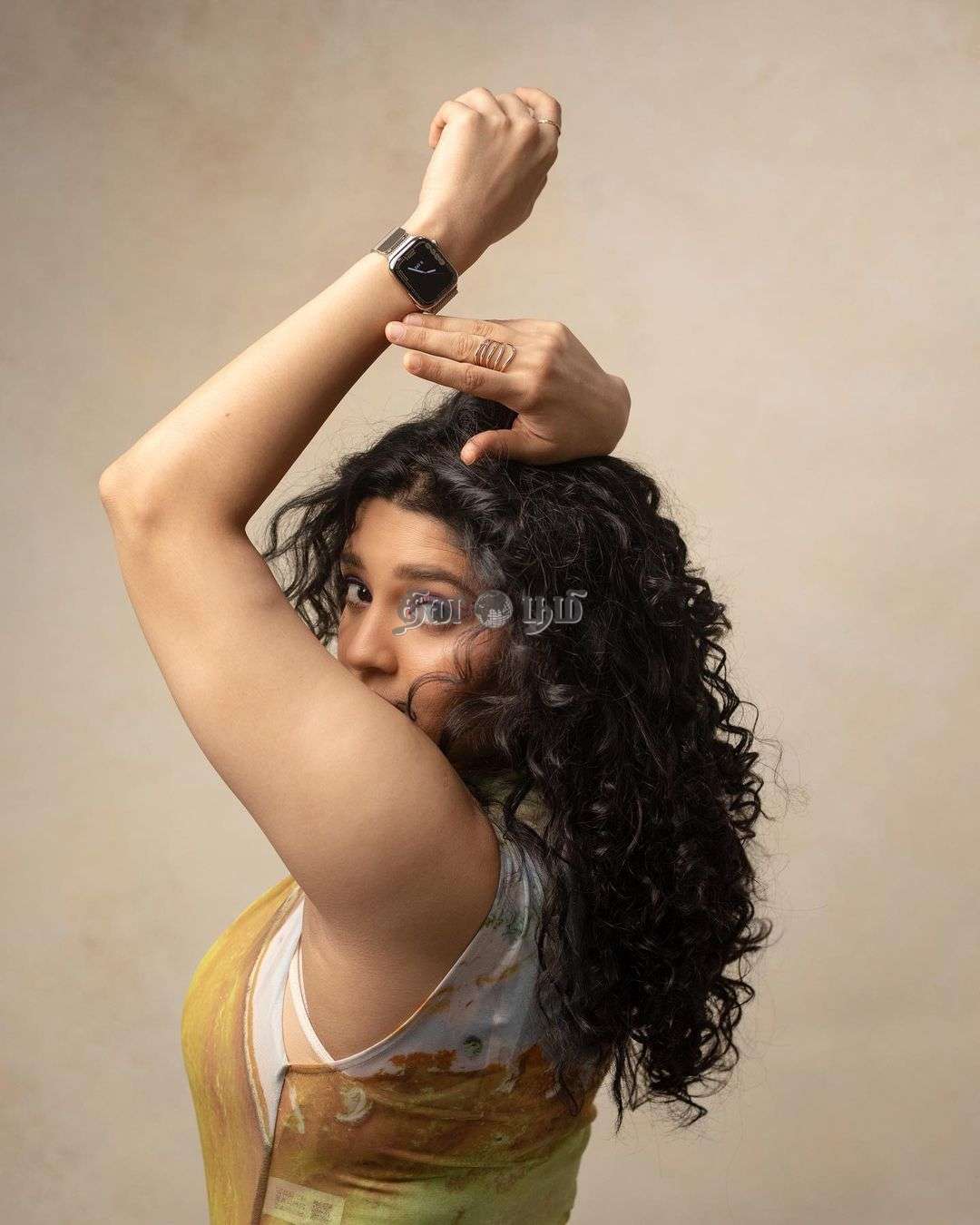 Ritika Singh-2