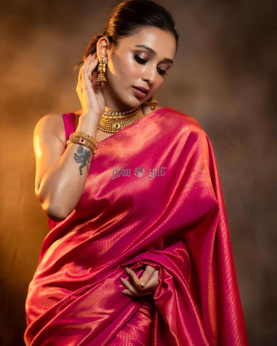 Mimi Chakraborty (5)