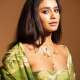 Priya Prakash Varrier (2)