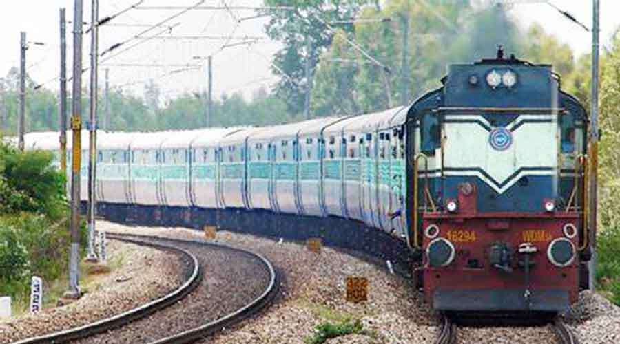 train2022-06-23