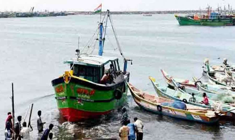 Fishing-boat 2022 01 23