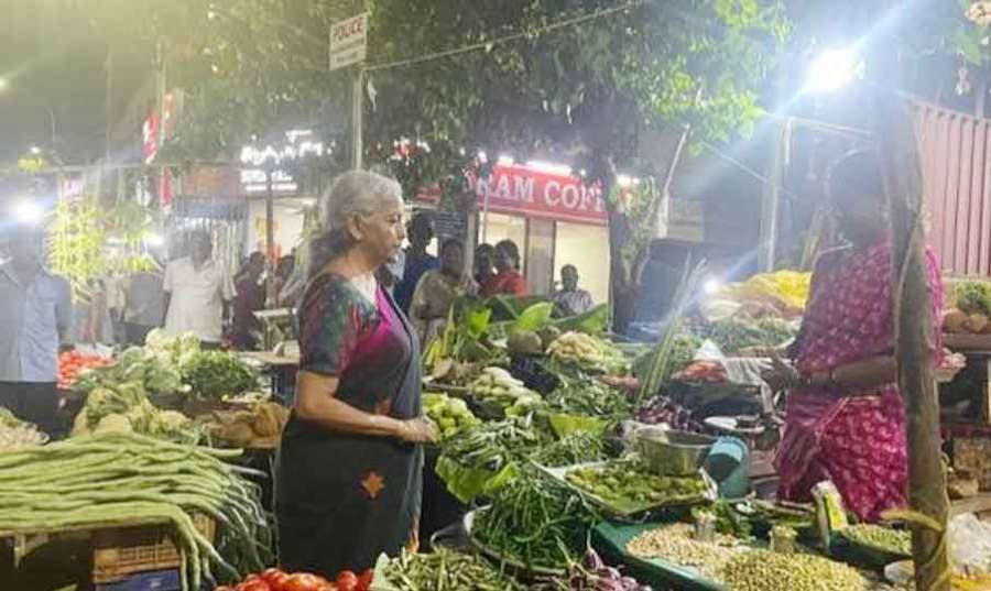 Nirmala-Sitharaman 2022--10