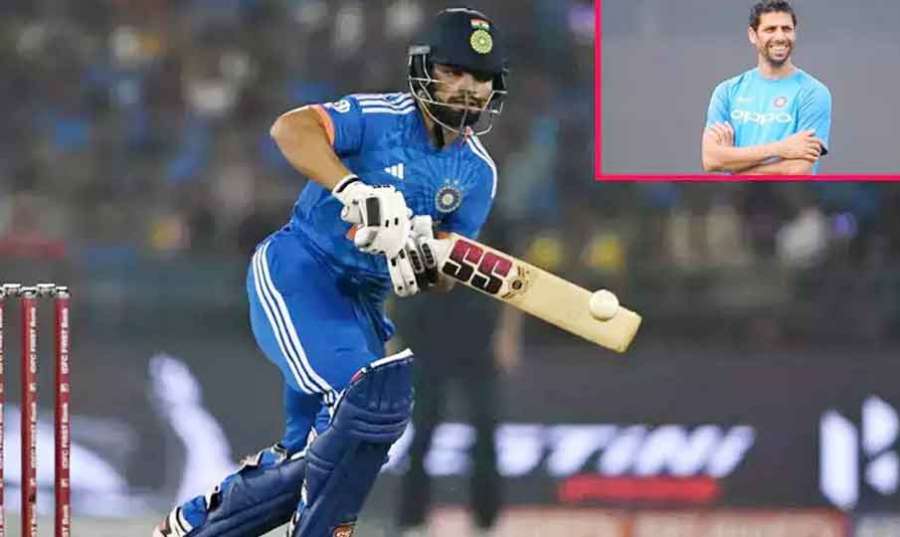 Ashish-Nehra 2023-12-03