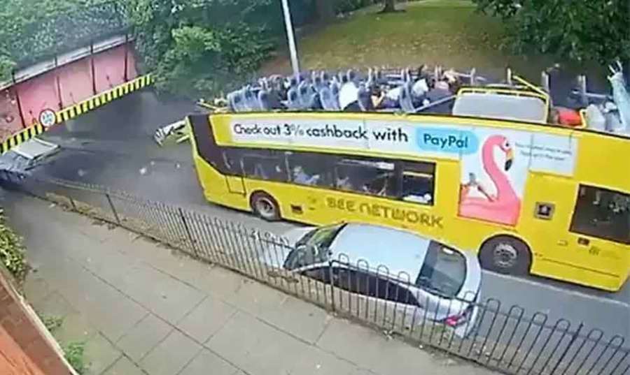 Bus 2025-07-23